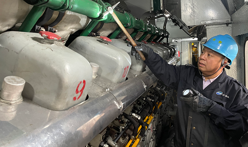 新春走基層｜春運中的“幕后英雄”為旅客平安回鄉保駕護航