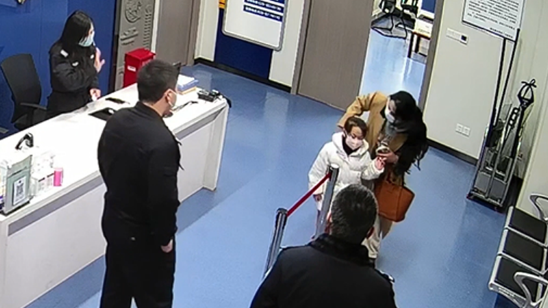 姐妹二人地鐵站內走散，警民聯手助力團圓